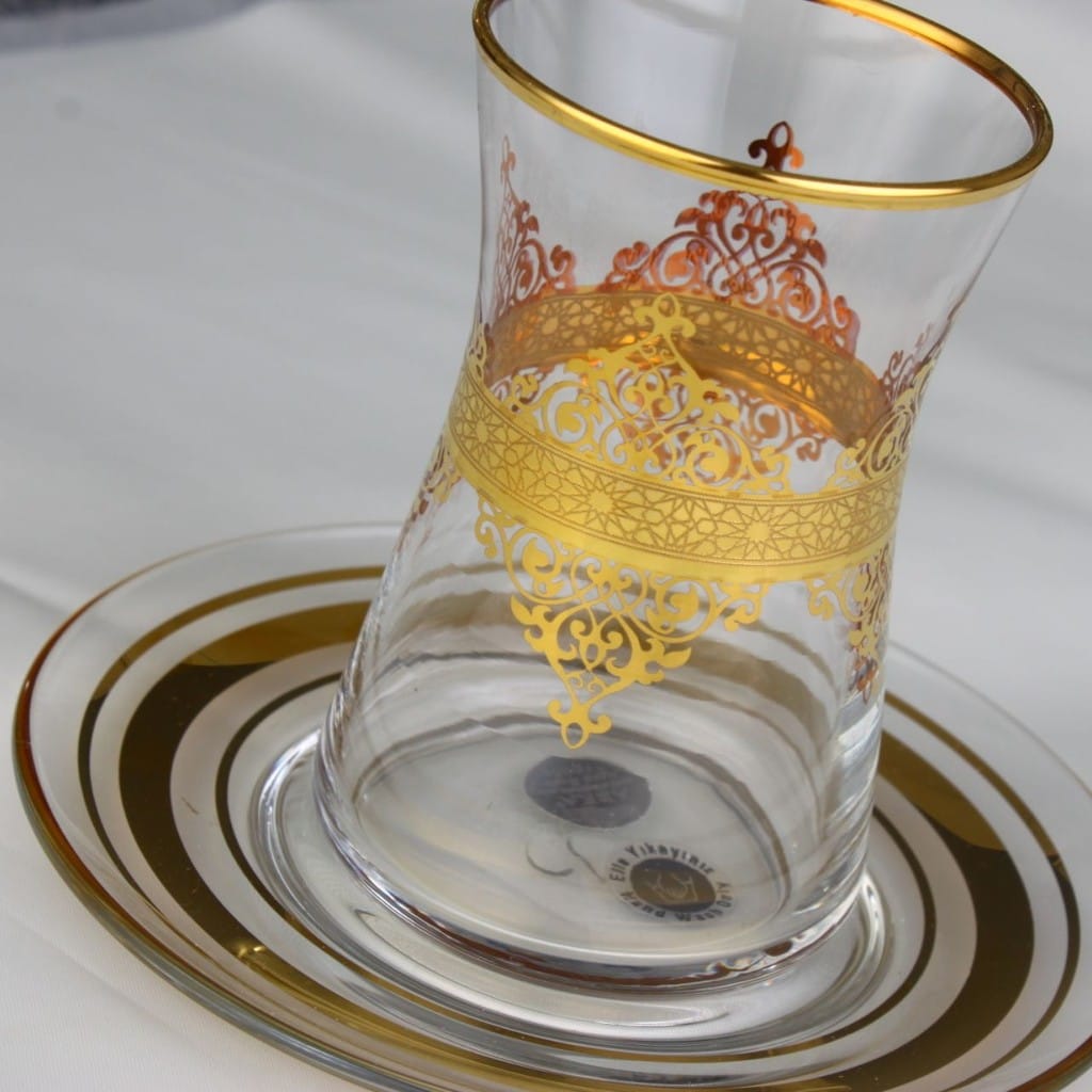 6x Gold Color Arabic Tea Glasses Set With Saucers